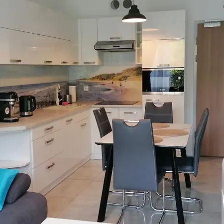 Apartment Mariela-kolobrzeg Z Garazem *