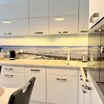 Al-dom Mariela Z Garazem , 600 M Do Morza * Колобжег