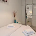 Al-dom Mariela Z Garazem , 600 M Do Morza Апартаменты *