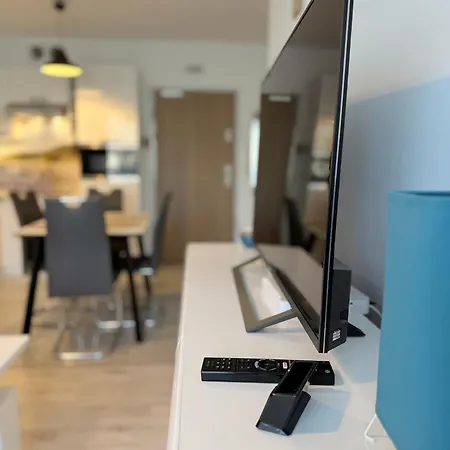 Апартаменты Al-dom Mariela-kolobrzeg Z Garazem , 600 M Do Morza Колобжег