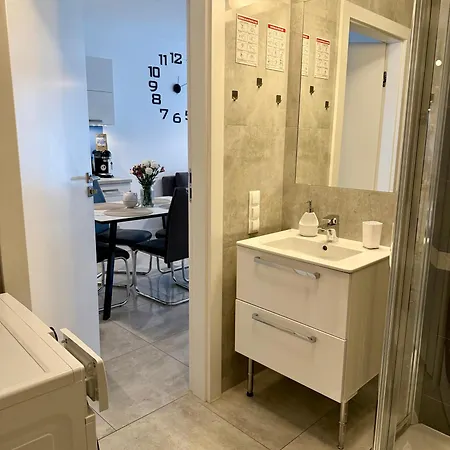 Al-dom Mariela-kolobrzeg Z Garazem , 600 M Do Morza Апартаменты Колобжег