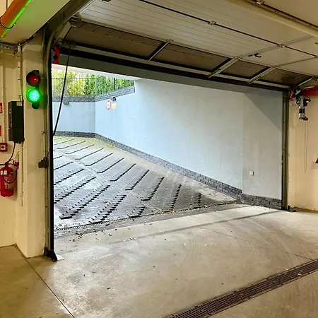 Al-dom Mariela-kolobrzeg Z Garazem , 600 M Do Morza Апартаменты